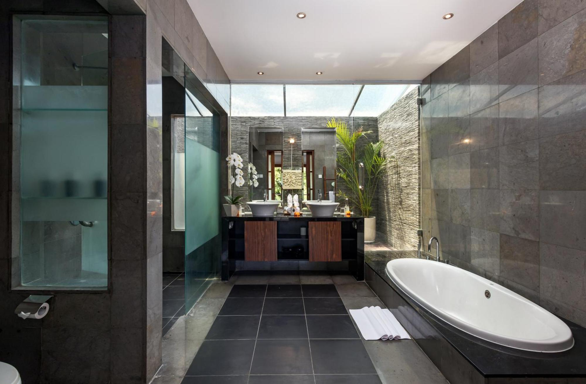 Isabella * Seminyak (Bali)